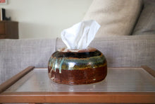 Load image into Gallery viewer, Tissue Dispenser