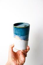 Load image into Gallery viewer, Tumbler in Teal & White
