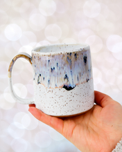 Load image into Gallery viewer, Classic Wheel House Straight Speckled Mugs

