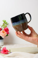 Load image into Gallery viewer, Barrel Mug in Black &amp; Brown
