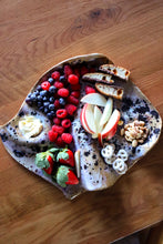 Load image into Gallery viewer, 3 Piece Wavy Platter
